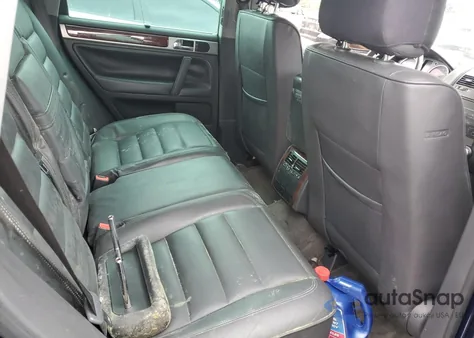 2004 Volkswagen Touareg 3.2 из США, поврежденный, VIN WVGBC77L64D045575